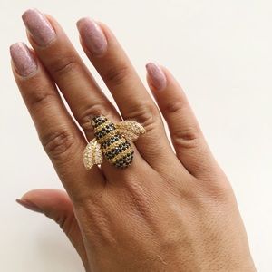 Bee Ring